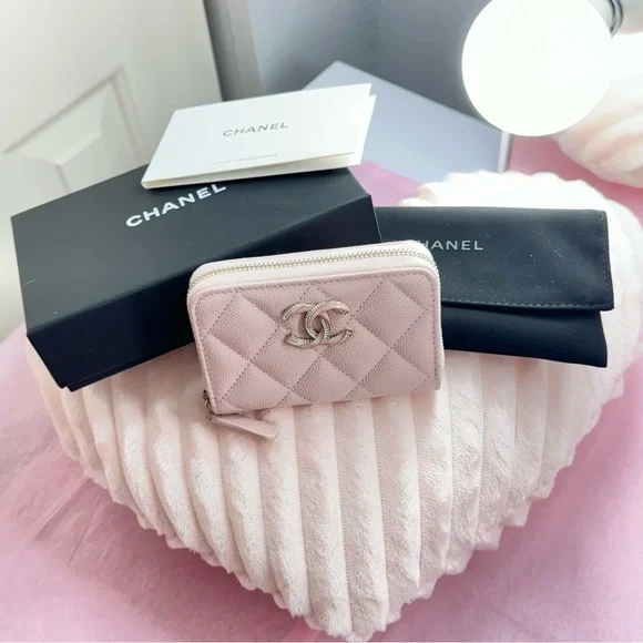 Chanel Pink Quilted Wallet - Picture 9 of 13